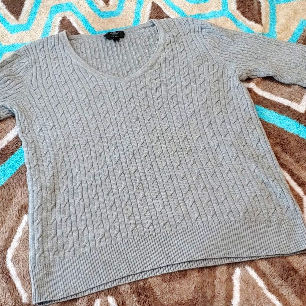 Talbots PETITE v neck sweater- grey